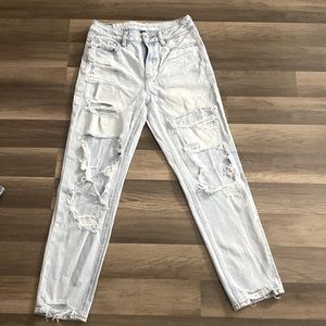 american Eagle size 4 mom jeans